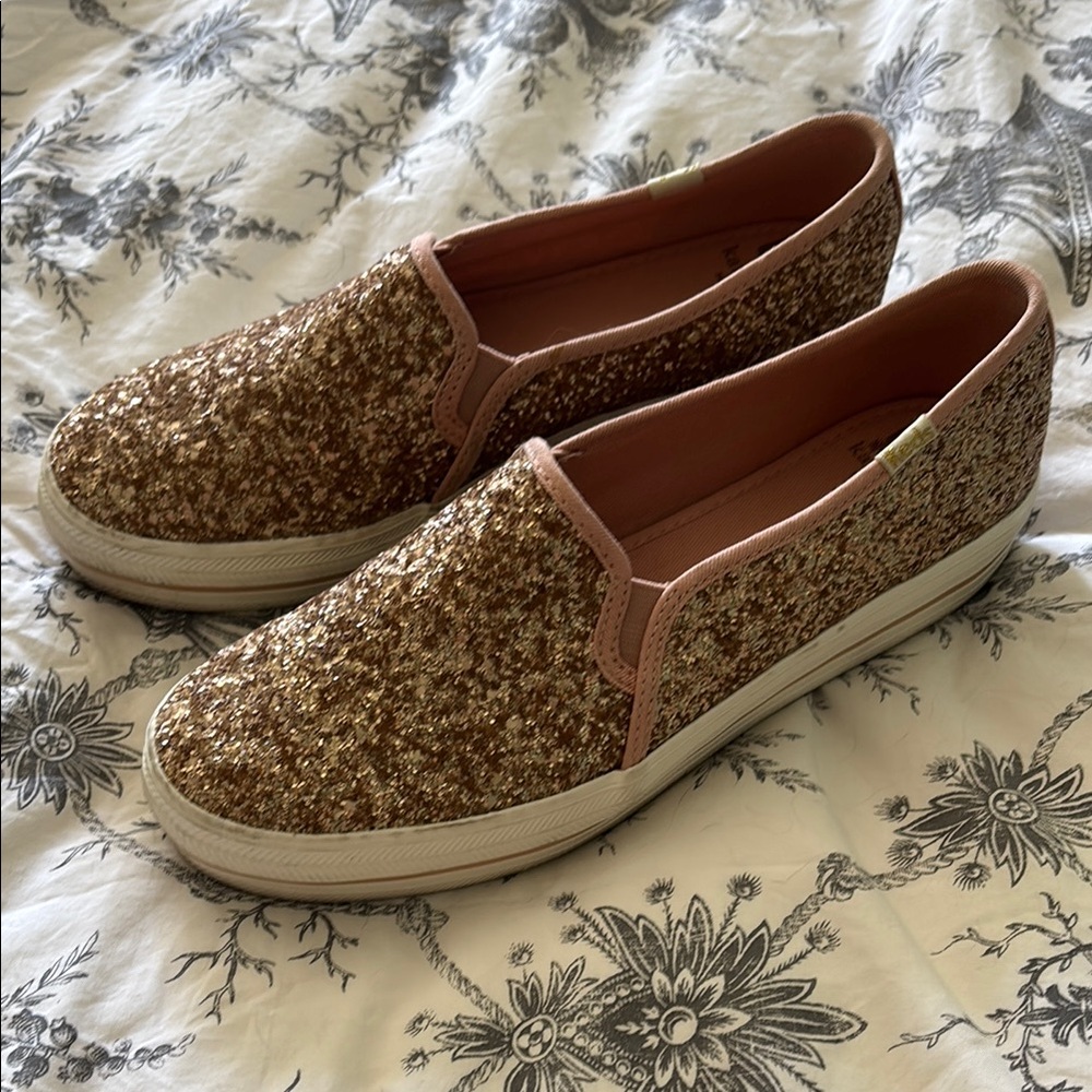 Sparkling Gold Slip-On Sneakers with White Sole